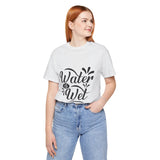 Water Is Wet Women's Graphic T-Shirt